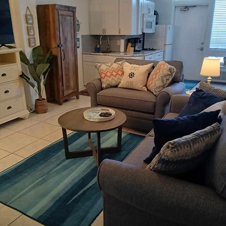 Direct Ocean Front View 1 Bedroom Open Pool Ocean J Daytona Beach Exterior photo